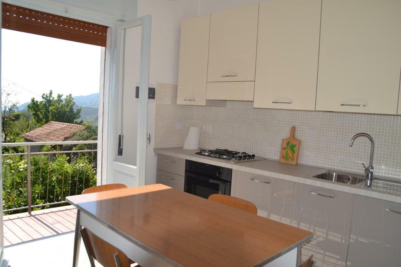 La Casa Del Prussiano Apartman Diano Castello Kültér fotó