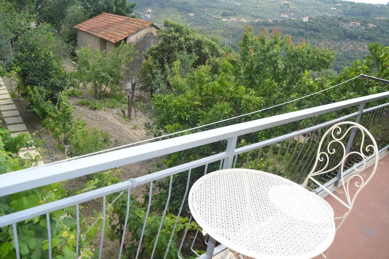La Casa Del Prussiano Apartman Diano Castello Kültér fotó
