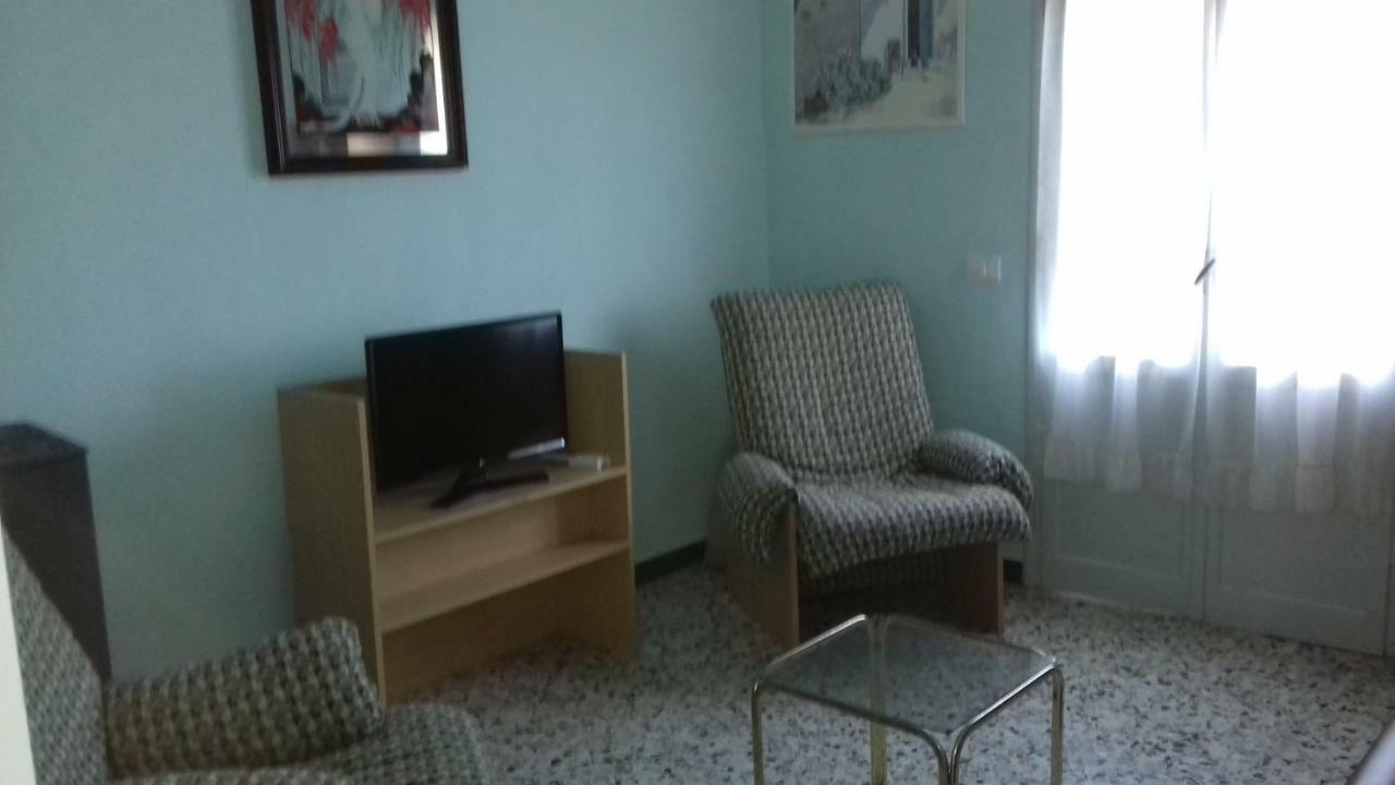 La Casa Del Prussiano Apartman Diano Castello Kültér fotó