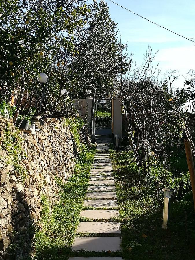 La Casa Del Prussiano Apartman Diano Castello Kültér fotó